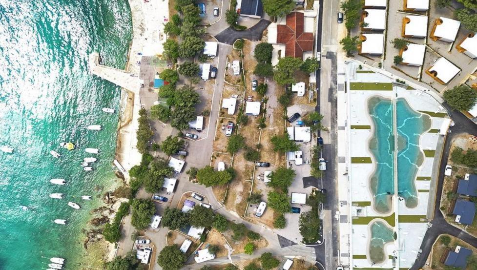 Memita Mobile Homes, Selce Bagian luar foto